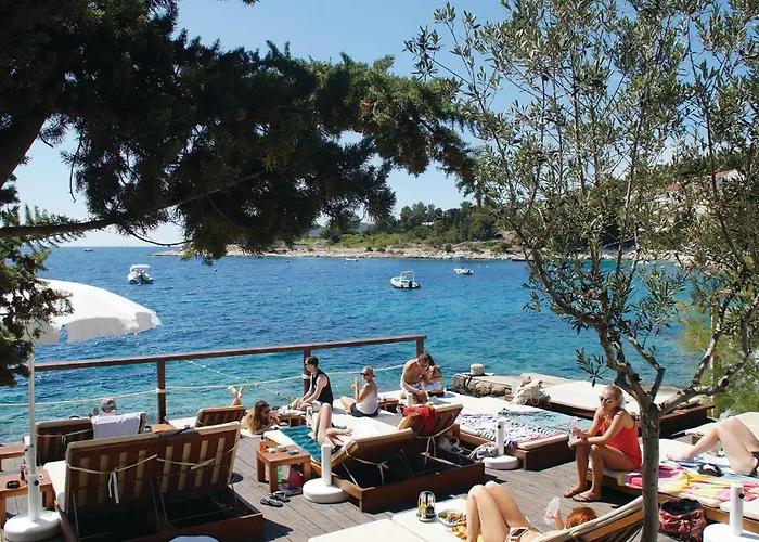 Lovely In Hvar With Wifi *